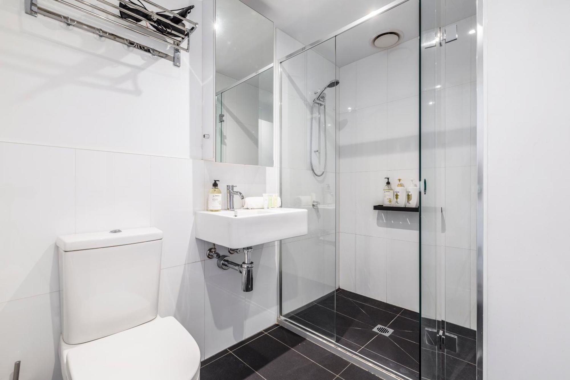 Riverview Suites By Edgetrip Melbourne Exterior photo