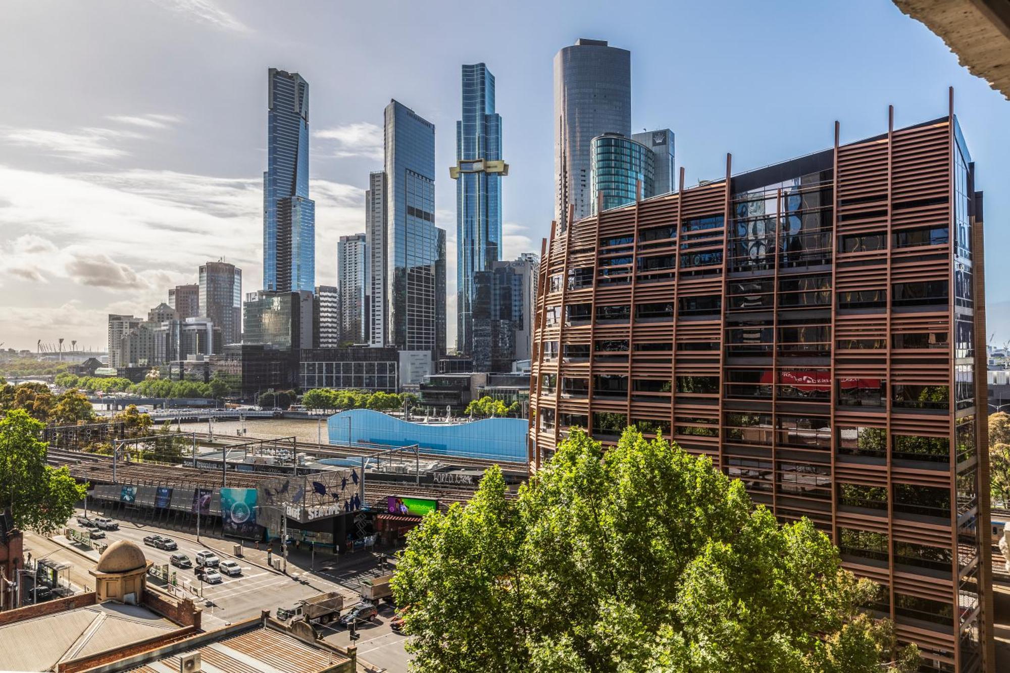 Riverview Suites By Edgetrip Melbourne Exterior photo